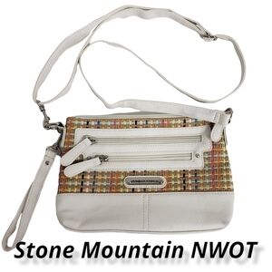 STONE Mountain NWOT Crossbody Wristlet Adjustable Strap White and Tan Woven